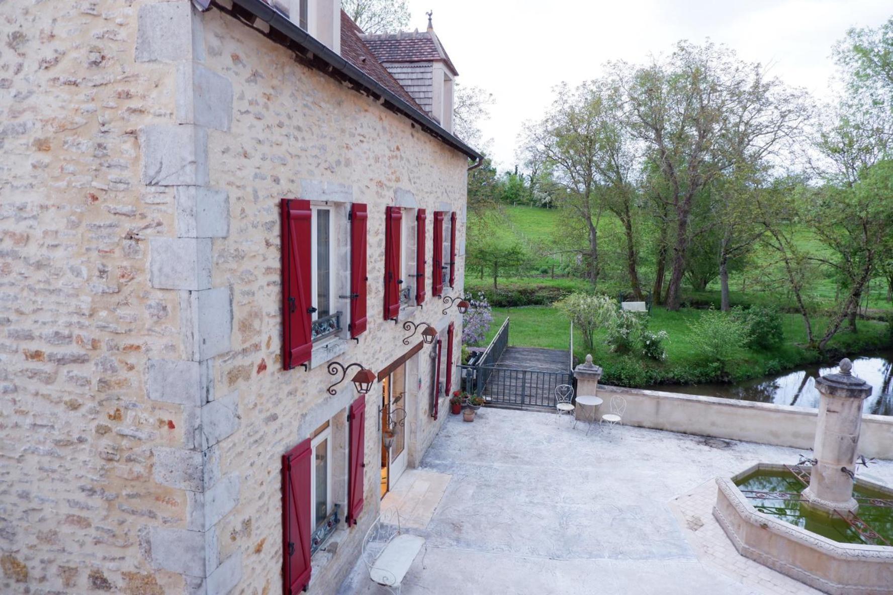 Moulin De Petoulle Hotel Charenton-du-Cher Екстериор снимка