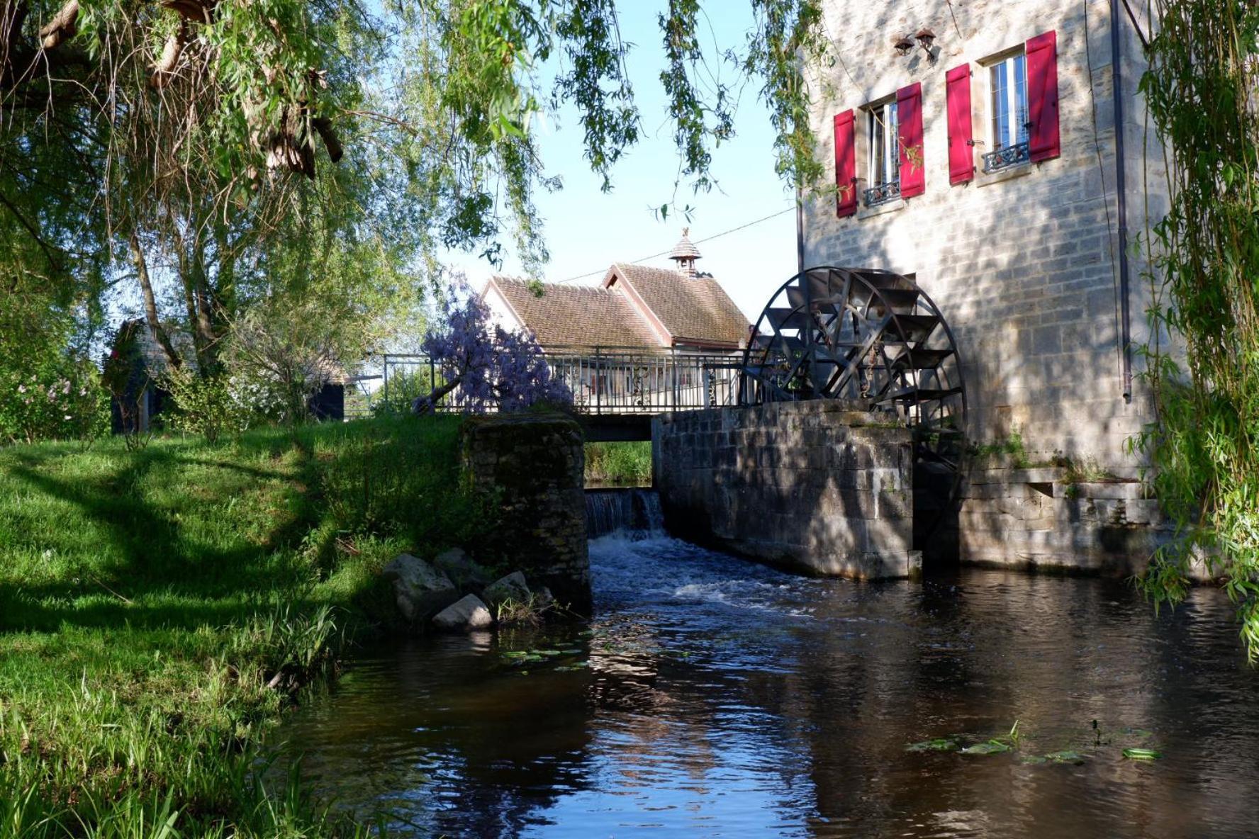 Moulin De Petoulle Hotel Charenton-du-Cher Екстериор снимка
