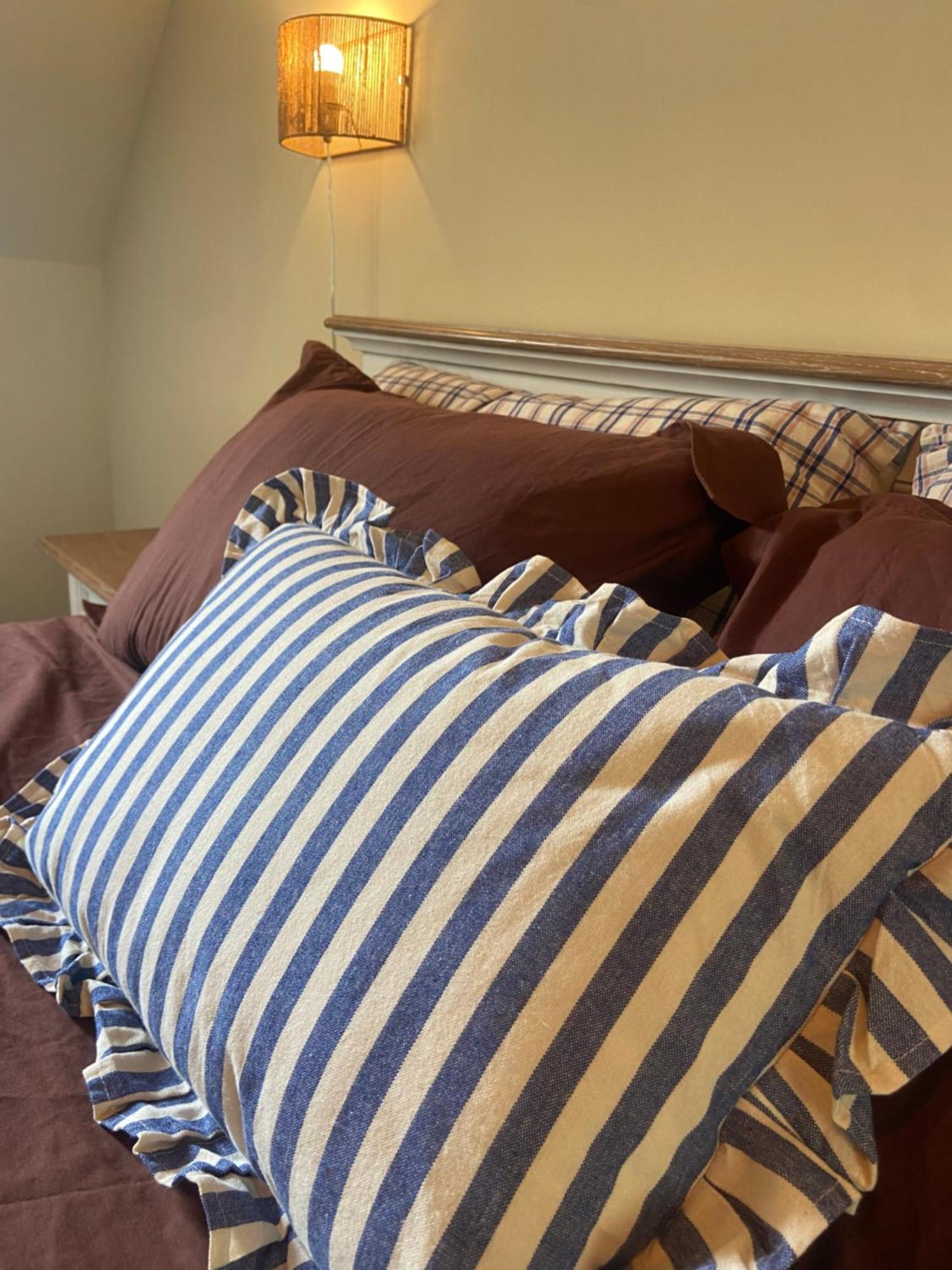 Moulin De Petoulle Hotel Charenton-du-Cher Екстериор снимка
