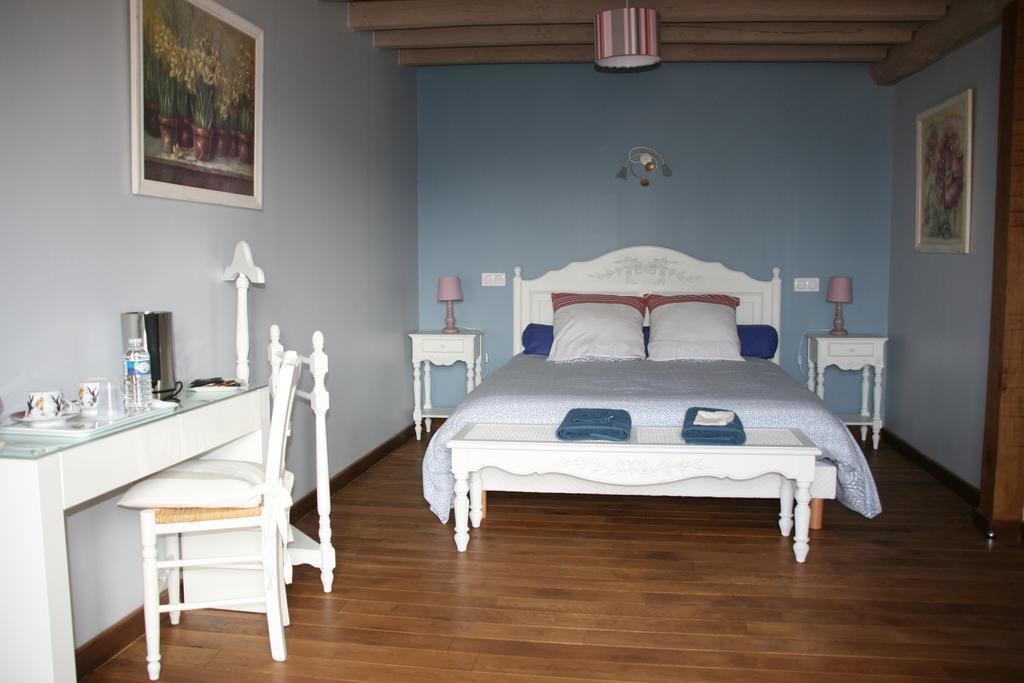 Moulin De Petoulle Hotel Charenton-du-Cher Екстериор снимка